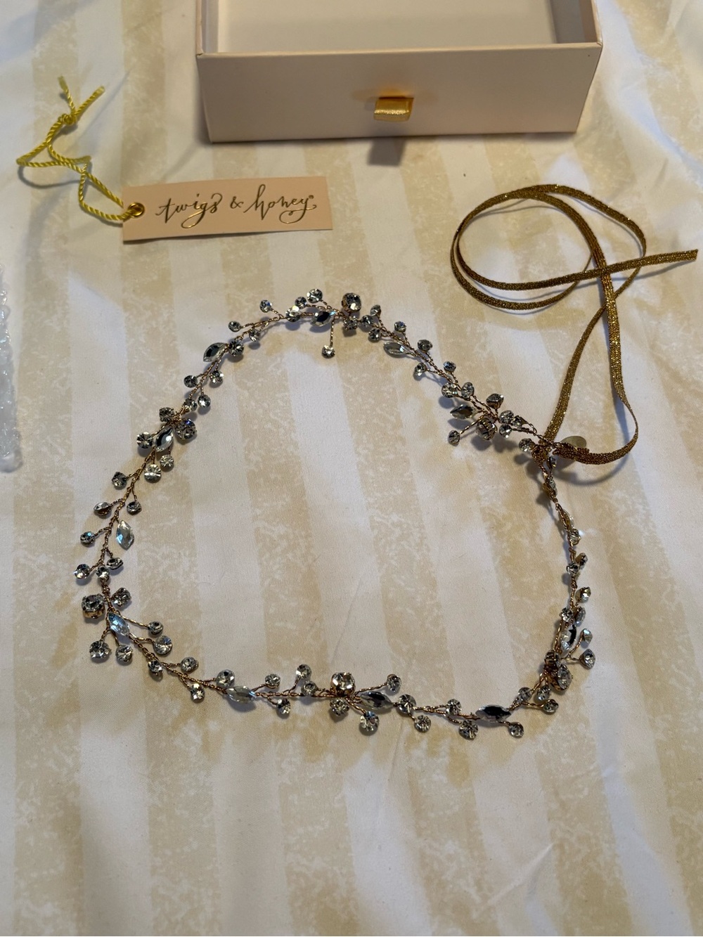 Twig & Honey By Myra Callan Bridal Hair Accessory - Picture 5 of 6